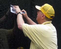 The visitors at the memorial often follow some rituals like rubbing. They take a piece of paper and place it over the name of the soldier who they wan
